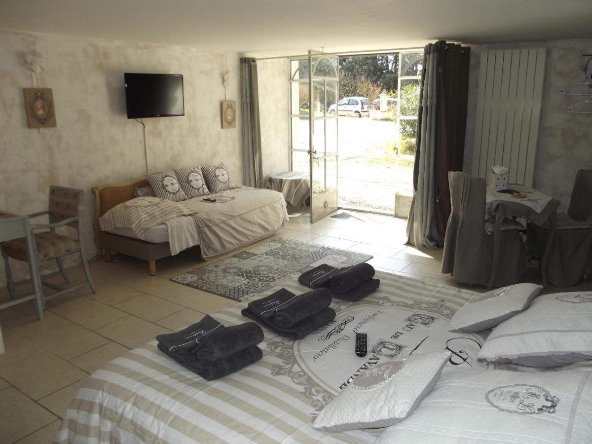 Le Moulin De Sonnailles Bed & Breakfast Cabries Bilik gambar