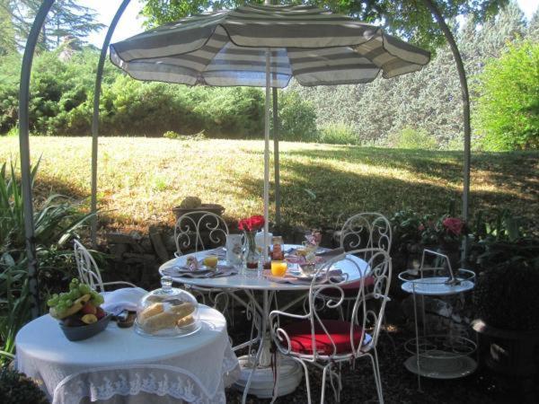 Le Moulin De Sonnailles Bed & Breakfast Cabries Luaran gambar