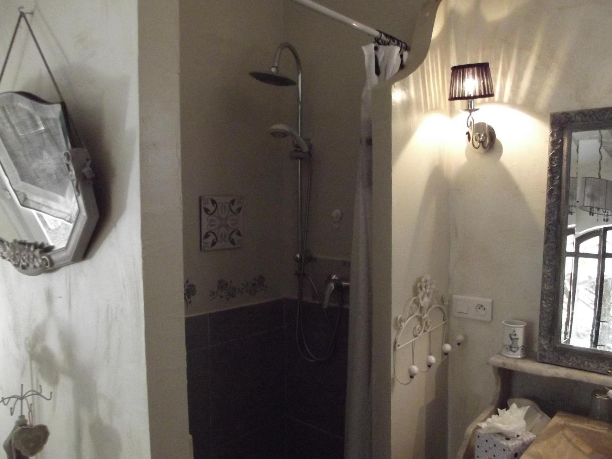 Le Moulin De Sonnailles Bed & Breakfast Cabries Bilik gambar