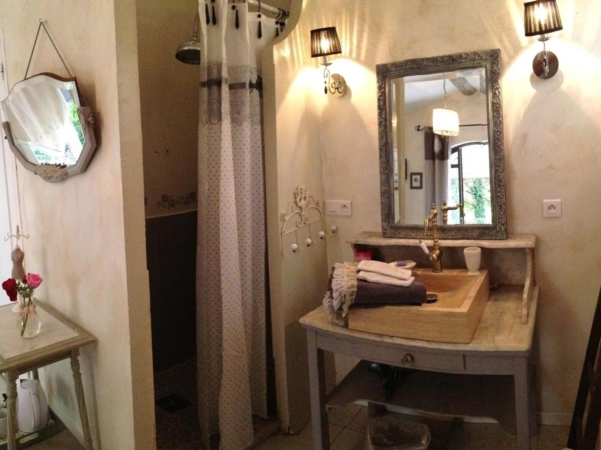 Le Moulin De Sonnailles Bed & Breakfast Cabries Bilik gambar